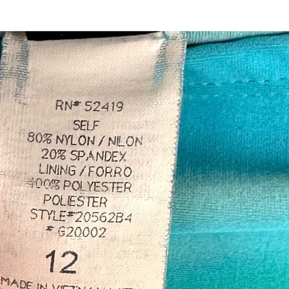 OCEAN PACIFIC TWO PIECE SWIMSUIT and MATCHING WRAP - Picture 10 of 14